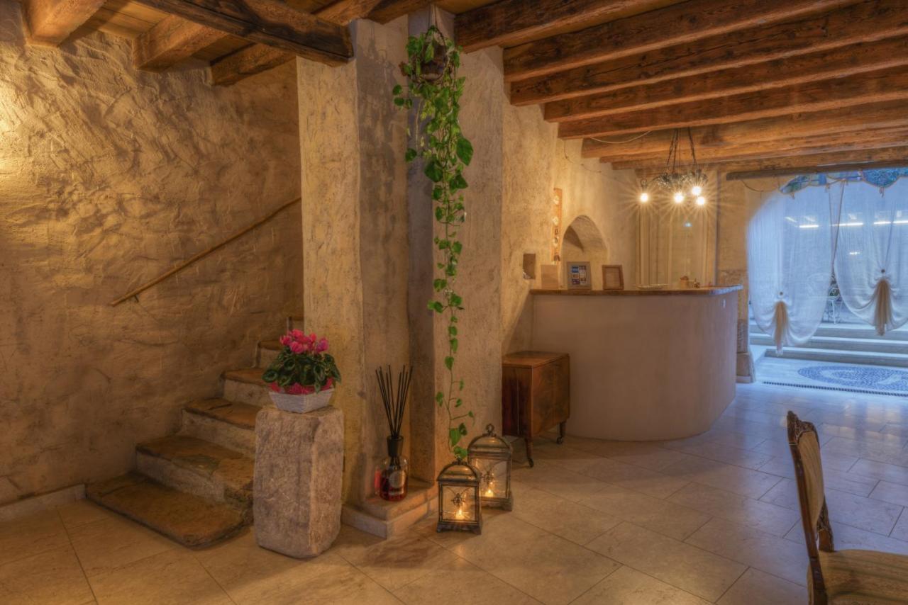 Corte Alma Spa And Luxury Home Гарньяно Экстерьер фото