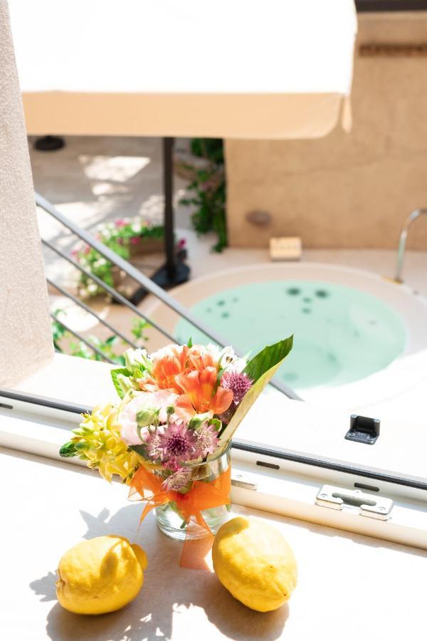 Corte Alma Spa And Luxury Home Гарньяно Экстерьер фото